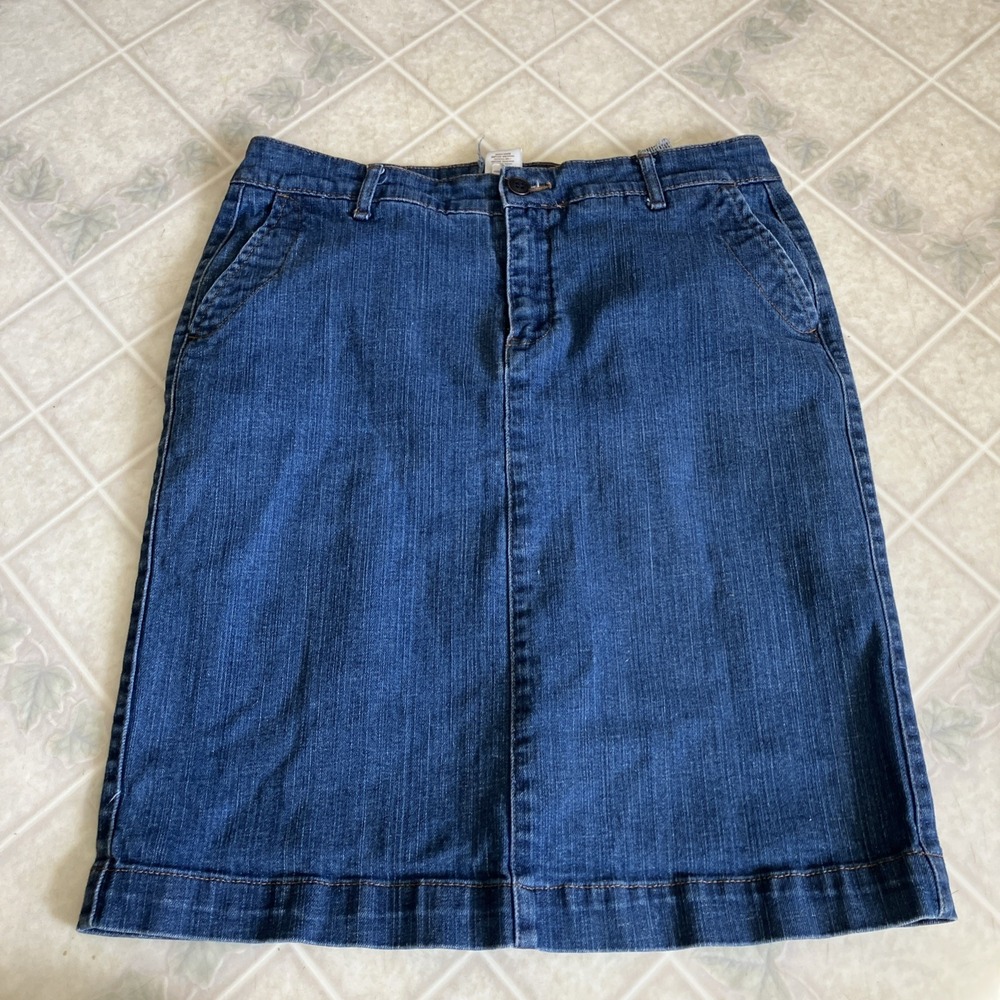 Sonoma Medium Wash Blue Denim Skirt Sz 10 Pockets Modest Back Slit Casual